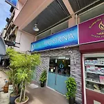 Poorna Hotel